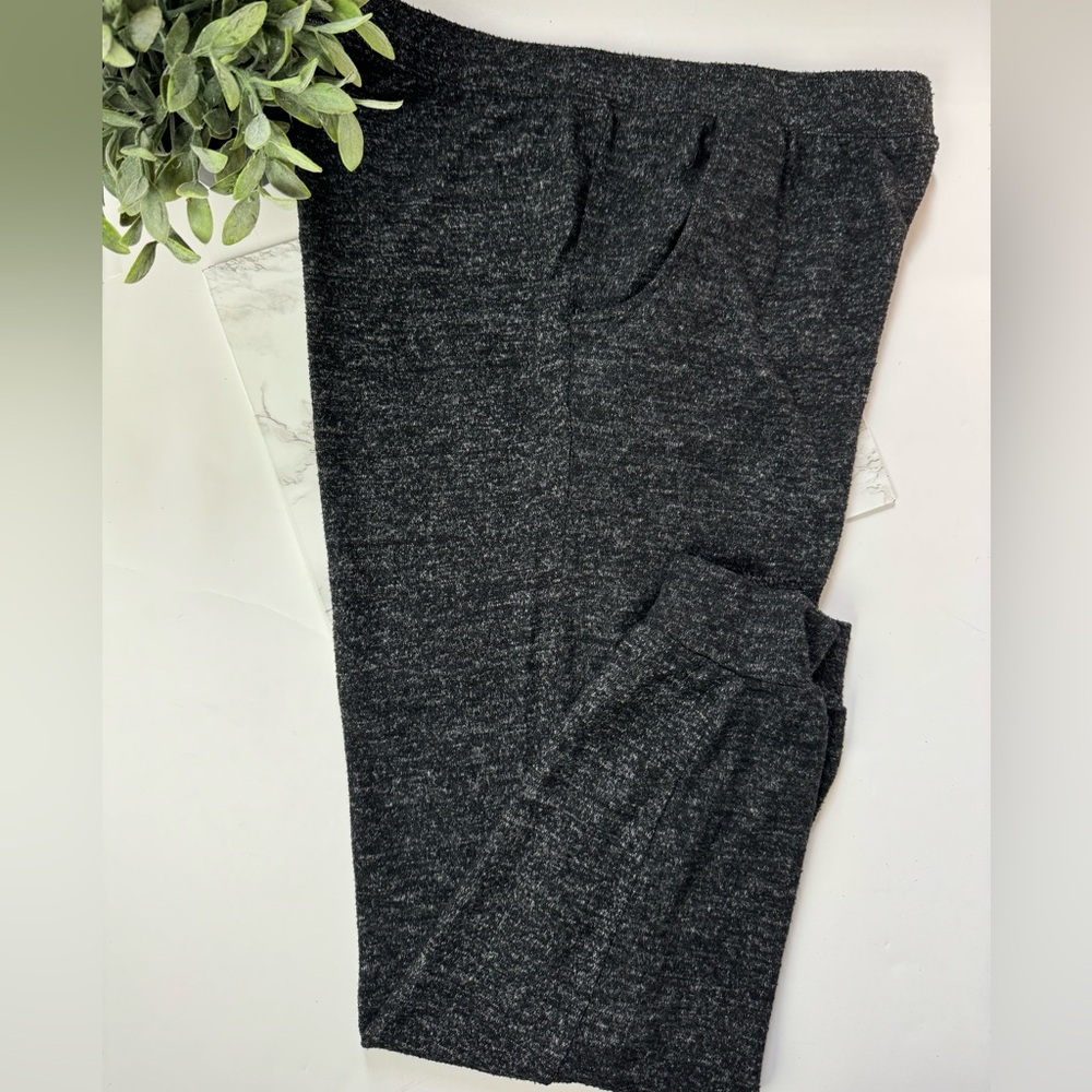 Sonoma Life and style size XL with pockets.super soft .